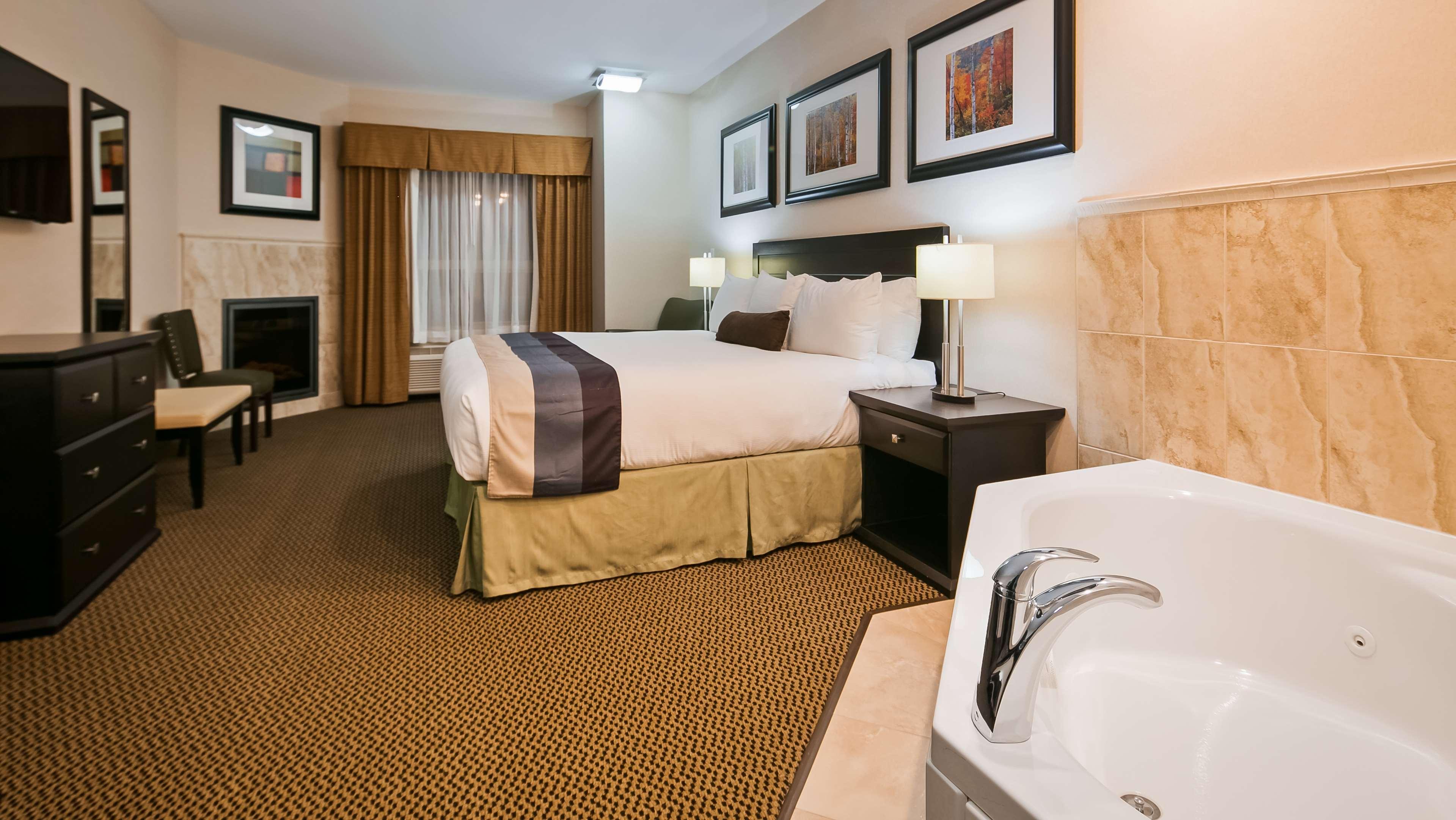Best Western Wainwright Inn & Suites Kültér fotó