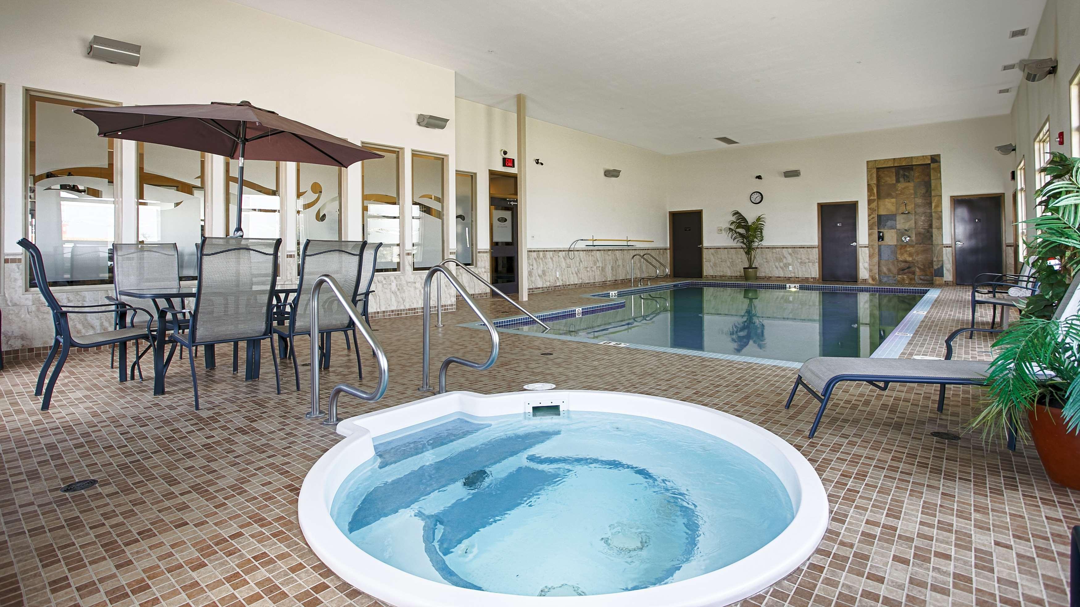 Best Western Wainwright Inn & Suites Kültér fotó