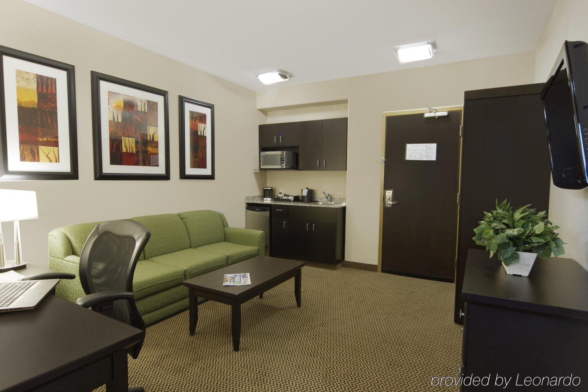 Best Western Wainwright Inn & Suites Szoba fotó