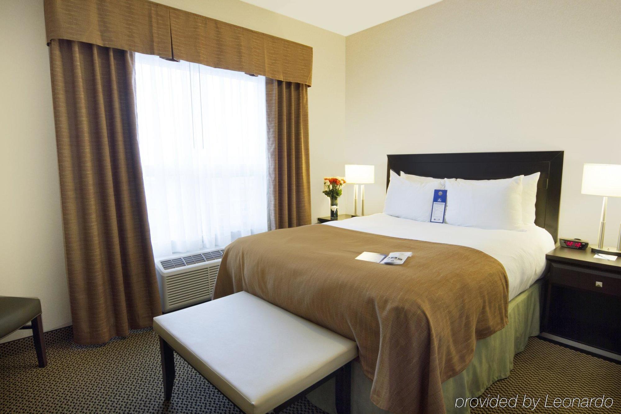 Best Western Wainwright Inn & Suites Szoba fotó