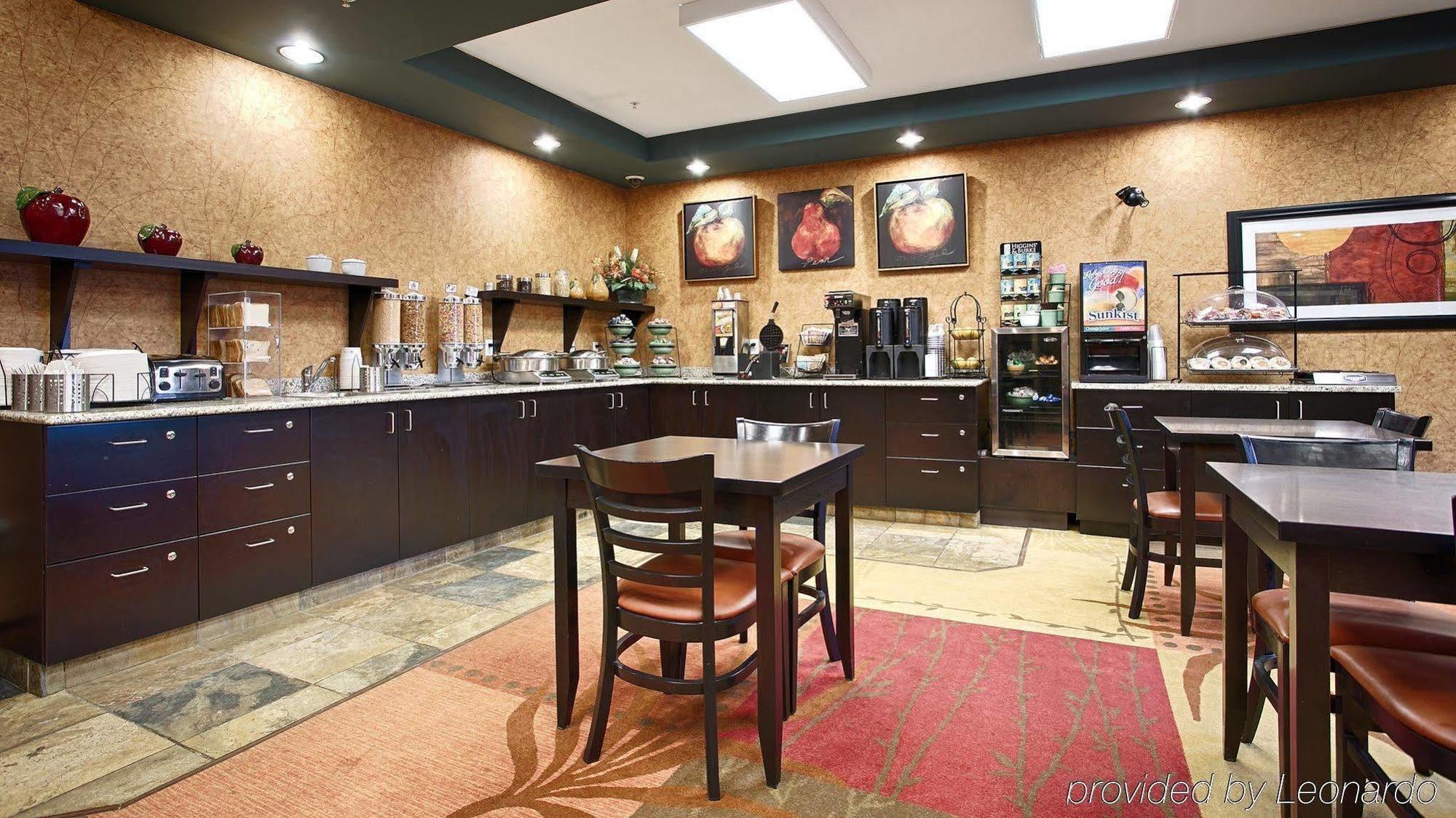 Best Western Wainwright Inn & Suites Kültér fotó