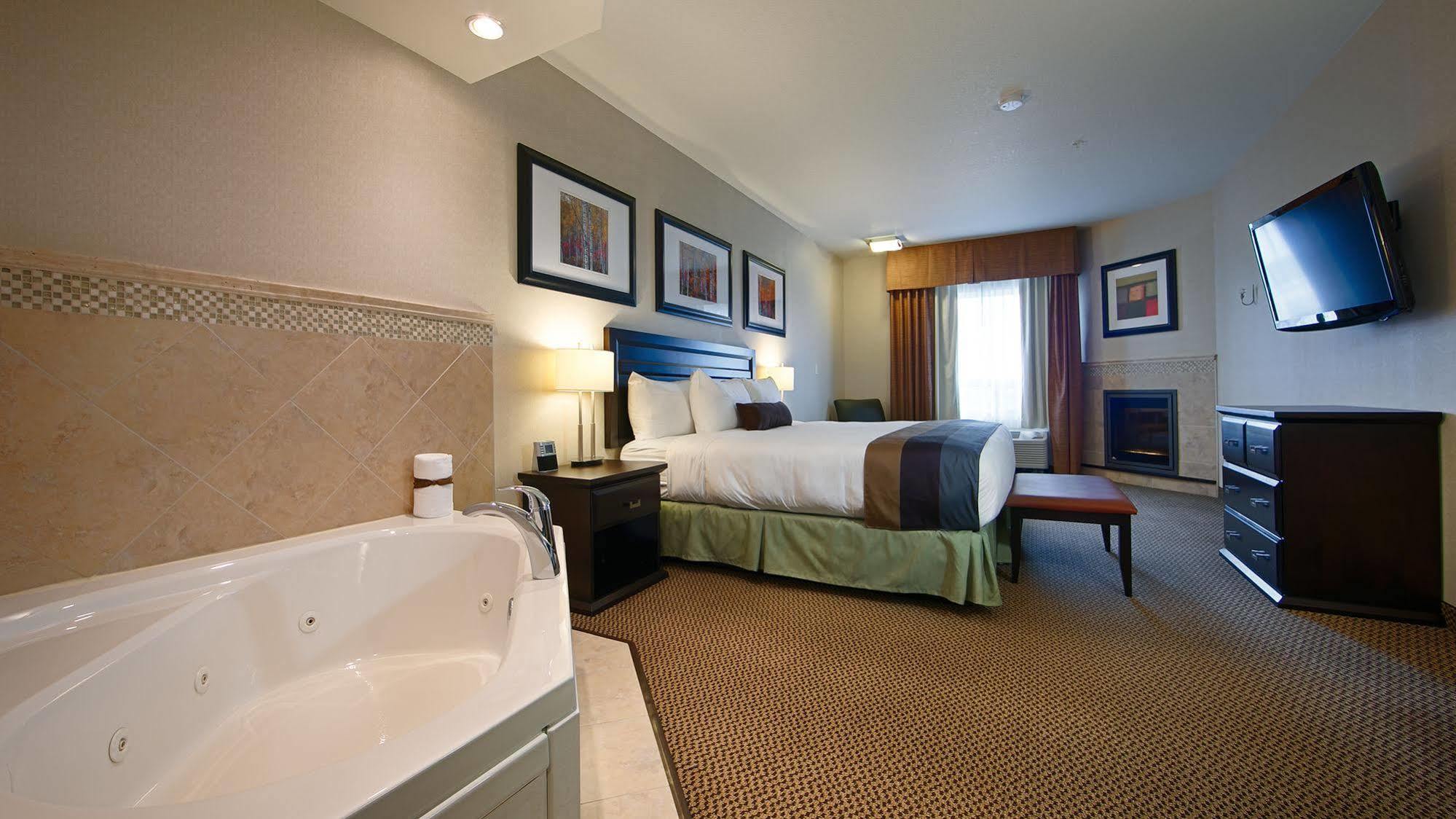 Best Western Wainwright Inn & Suites Kültér fotó