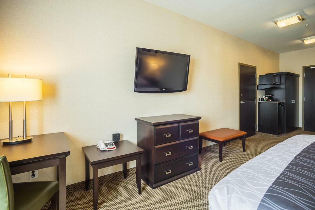 Best Western Wainwright Inn & Suites Kültér fotó